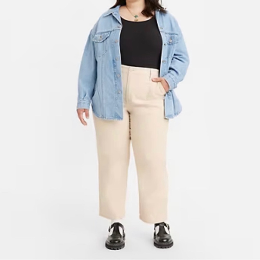 Levi’s Surplus Straight women jeans. Size 24W